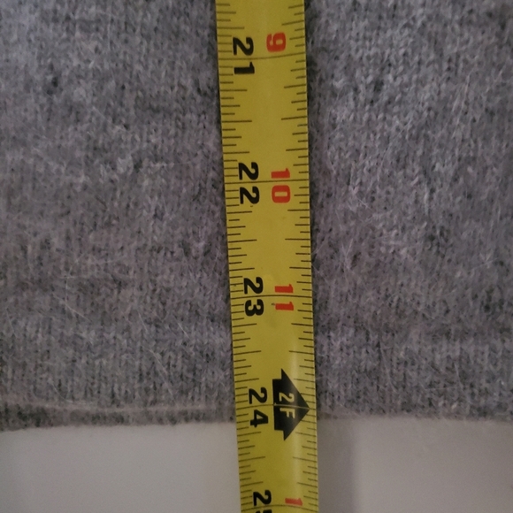 Alexandra Bartlett Petite Angora Rabbit hair Lambs Wool Turtleneck Size PXL - Picture 12 of 12